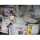 Tray of various cigarette cards, 13 no albums of assorted cards. Est 20-30