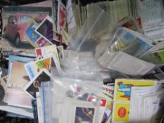 Tray of various cigarette cards, 13 no albums of assorted cards. Est 20-30