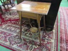 Oak display table on splayed turned legs, 51 x 40 x 68cms. Estimate £20-30