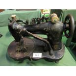 1908 Singer 23KSV2 sewing machine, serial number D790715. Est £20-40 plus VAT on the hammer price