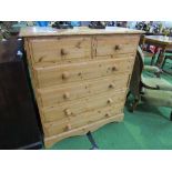 Pine chest of 2 over 4 drawers, 102 x 46 x 112cms. Estimate £40-60