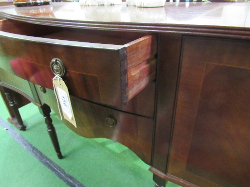 Mahogany serpentine fronted sideboard, 168 x 51 x 87cms. Estimate £30-50 - Image 4 of 4