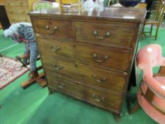 Early 19th century mahogany chest of 2 over 3 drawers with splayed feet & brass handles, 94 x 49 x