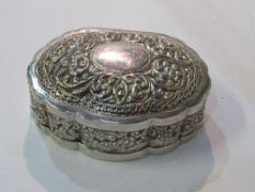 925 sterling silver trinket box with elephant motif underneath. Estimate £45-55