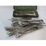 Collection of silver handled button hooks & shoe horns (over 25 pieces). Estimate £200-225