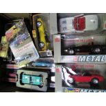 Collection of 14 die-cast American model cars, mostly in boxes. Estimate £40-50