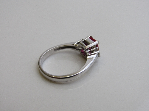14ct white gold, 2 diamond & synthetic ruby to centre ring, size M, weight 3.6gms. Estimate £300- - Image 4 of 5