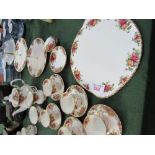 Royal Albert 'Old Country Roses' tea set - 5 cups, 6 saucers, teapot, sugar bowl, milk jug, cake