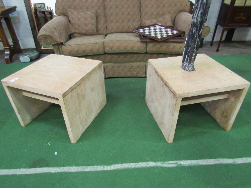 2 oak stands with shelves under. Estimate £20-30 - Image 3 of 4