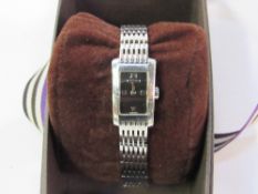 'Gucci' 8600L stainless steel lady's watch, serial no. 10328898, in box. Estimate £70-90