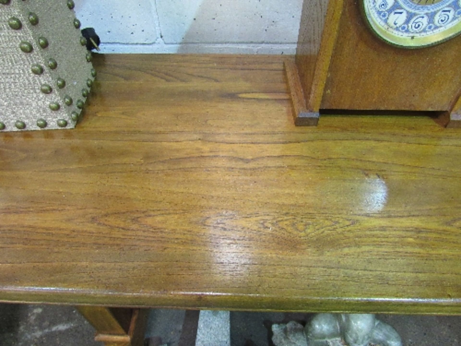 Hardwood console table with cast iron scrolled supports to block legs, 150 x 50 x 80cms. Estimate £ - Image 4 of 5