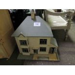 1930's style small doll's house. Estimate £10-20