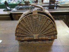 Retro-style picnic basket with contents for 2 including bottle of Lambrini. Estimate £12-18