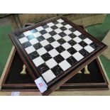 Franklin Mint traditional 'World Chess Federation' chess set c/w chequer board. Estimate £40-60