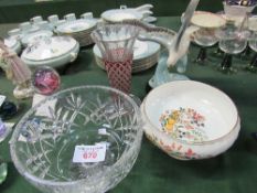 Cut glass bowl, glass vase, ceramic seagull figurine, Royal Doulton swan & signet figurine. Estimate