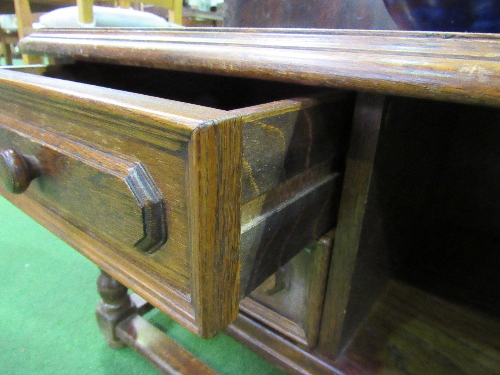 Oak low table with 2 drawers & alcove, 78 x 45 x 45cms. Estimate £10-20 - Image 2 of 3