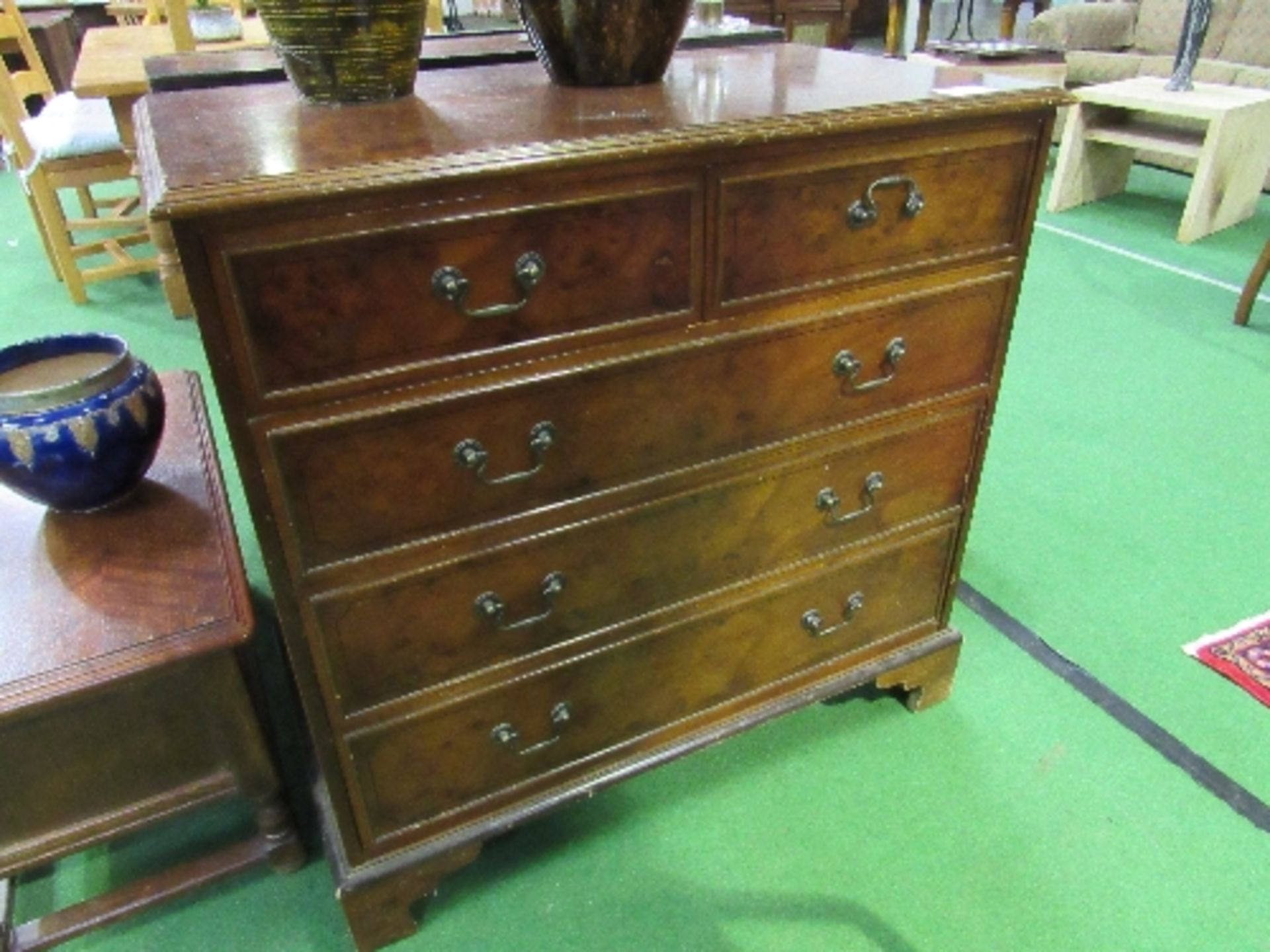 Hardwood chest of 2 over 3 graduated drawers, 95 x 54 x 93cms. Estimate £30-50