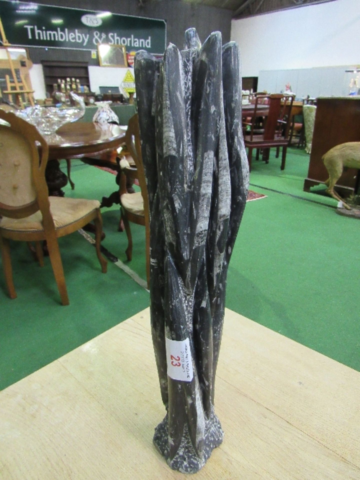 Grey marble sculpture, a/f. Estimate £10-20