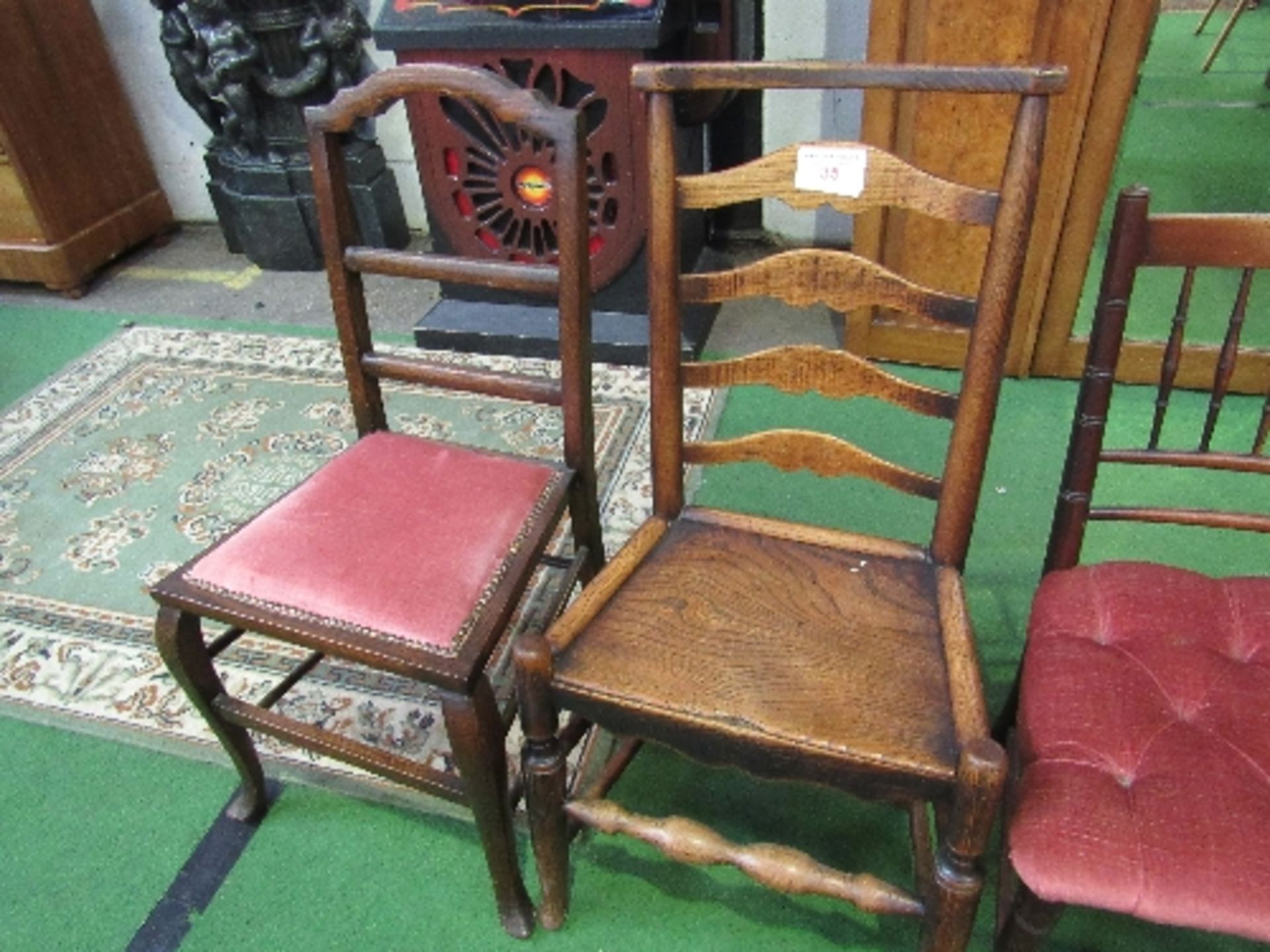 Oak & elm ladder-back chair together with 2 pink upholstered bedroom chairs. Estimate £10-20 - Image 2 of 4