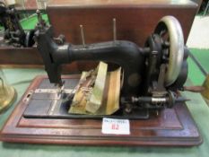 Pfaff sewing machine with case. Estimate £20-30. Please note that this lot will carry VAT @ 20%