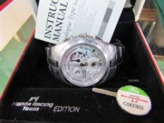 Seiko Arctura perpetual wristwatch with stainless steel strap, in box. Estimate £70-100
