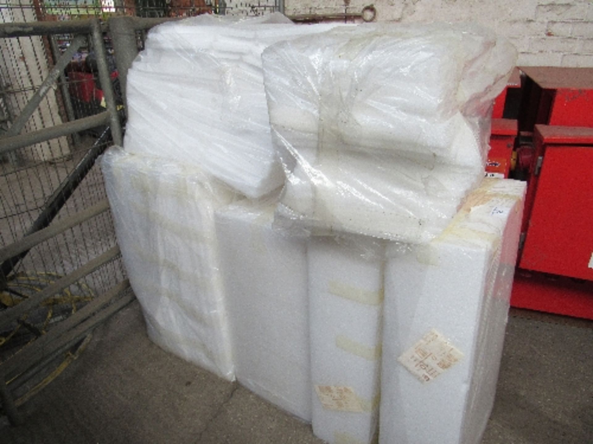 Qty of polystyrene packing