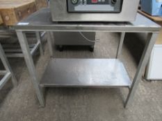 Stainless steel preparation table with under shelf, 92 x 62 x 87cms