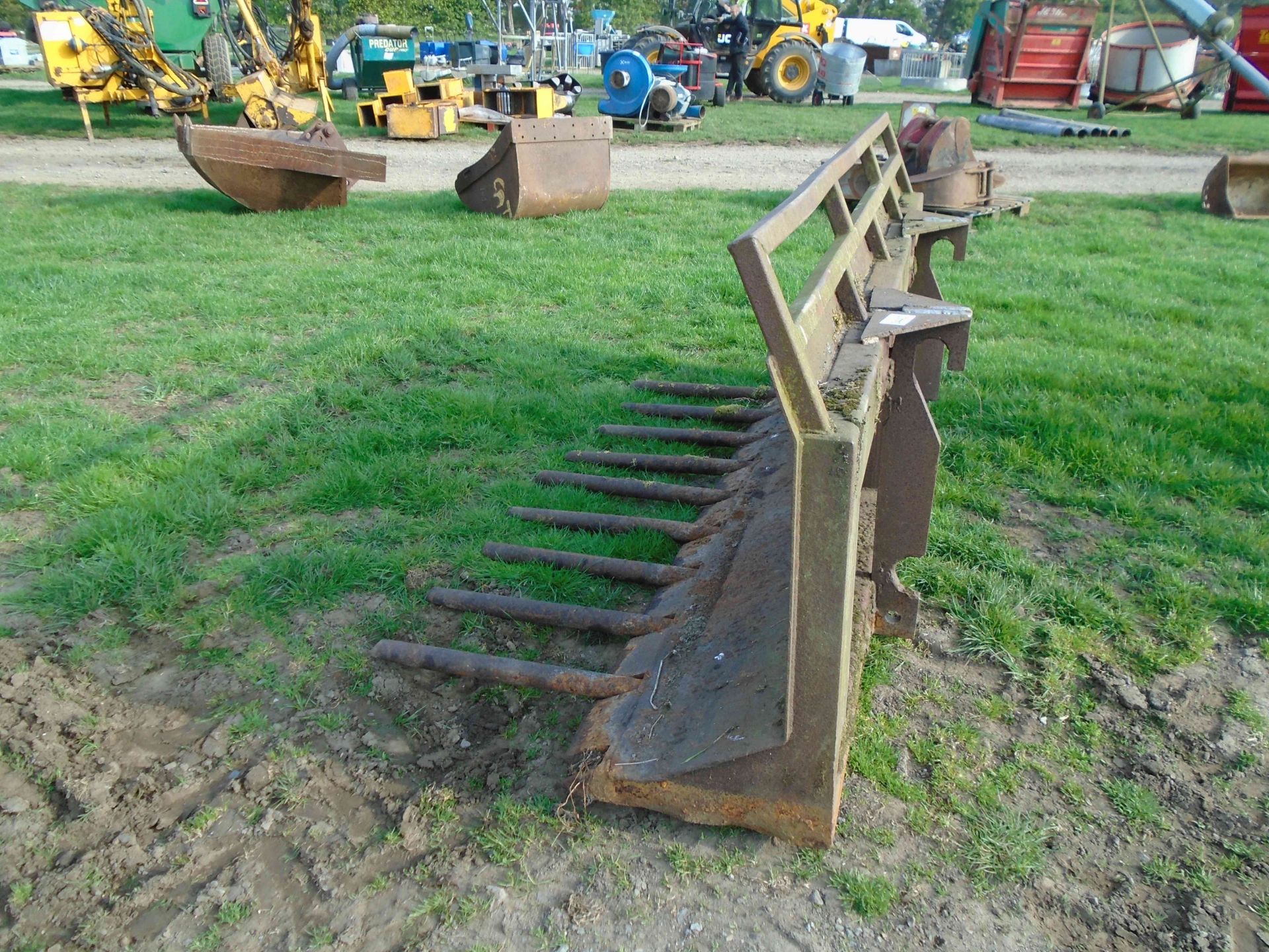 Heavy manure fork