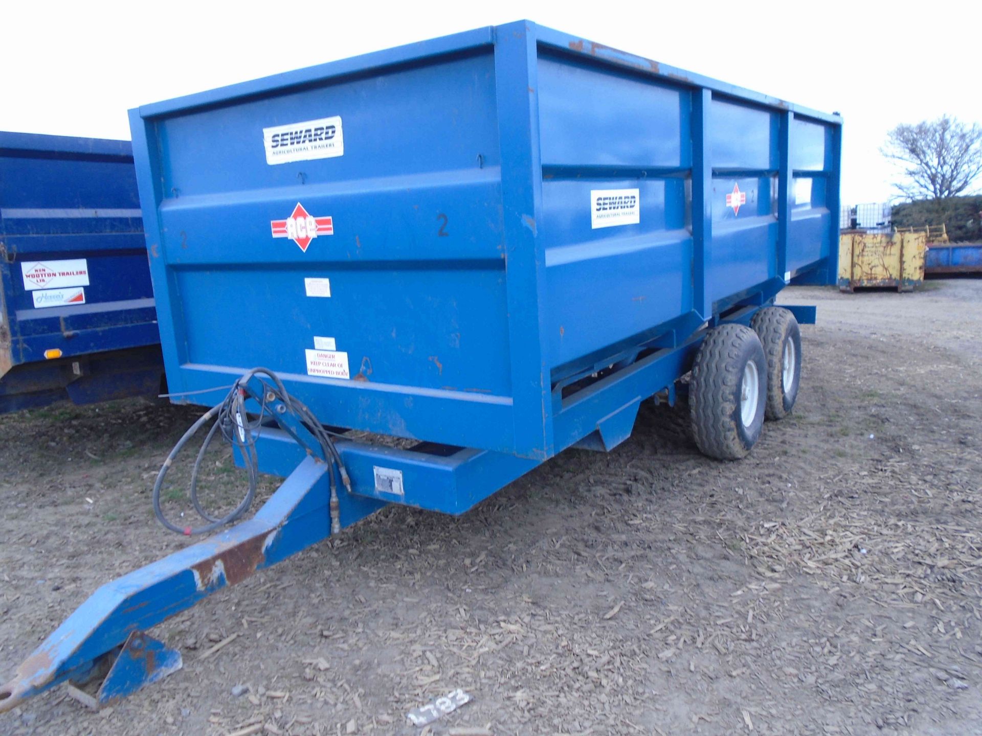 Ace 10T grain trailer