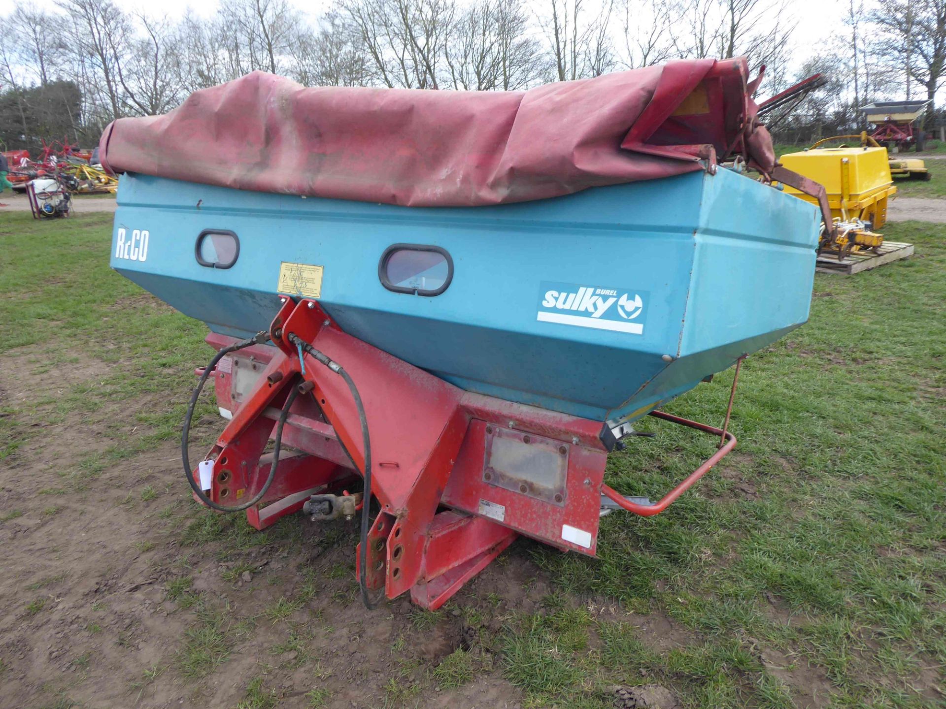 Sulky DPX fertiliser spreader, 2005