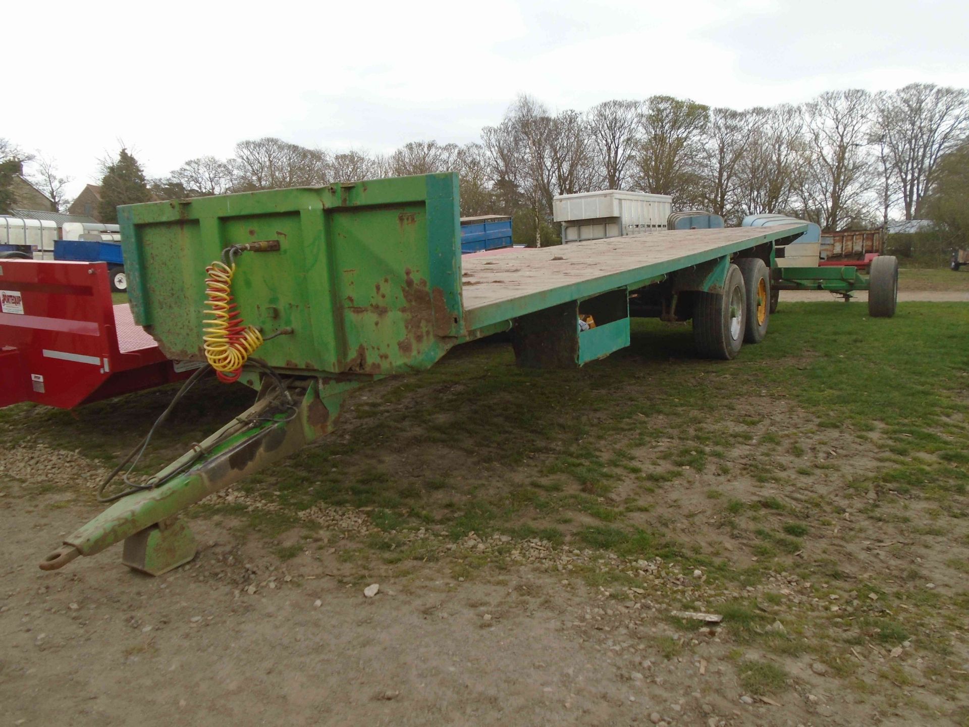 Bailey 32' straw trailer with commercial running gear