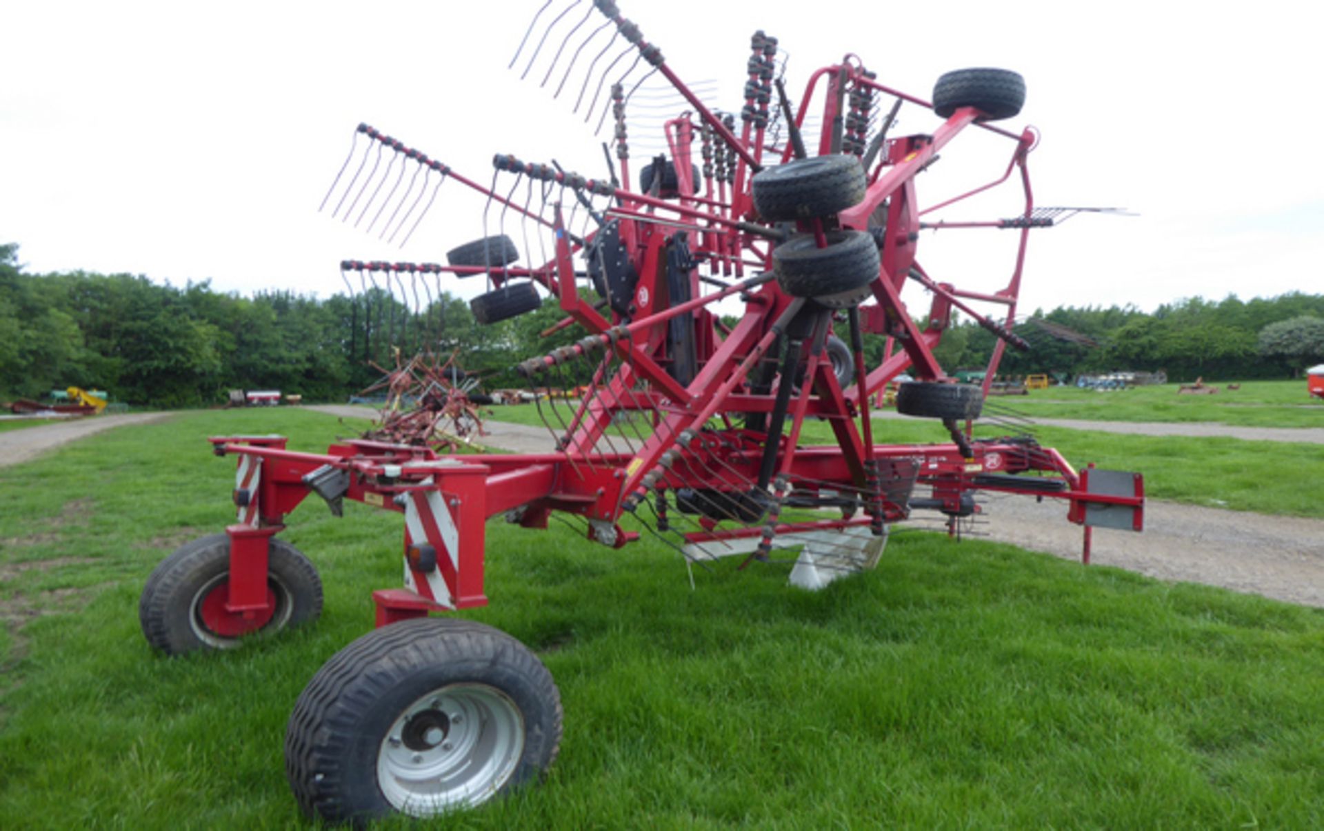 Lely twin 855 rake