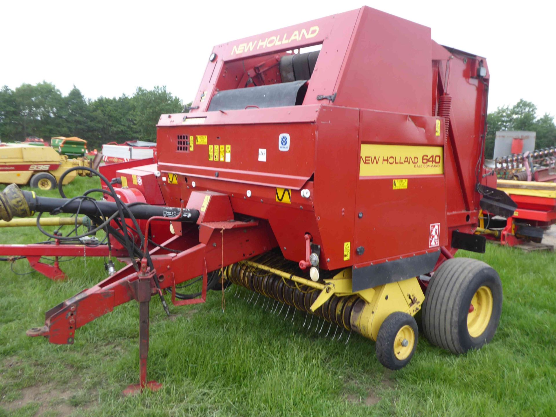 New Holland 640 baler