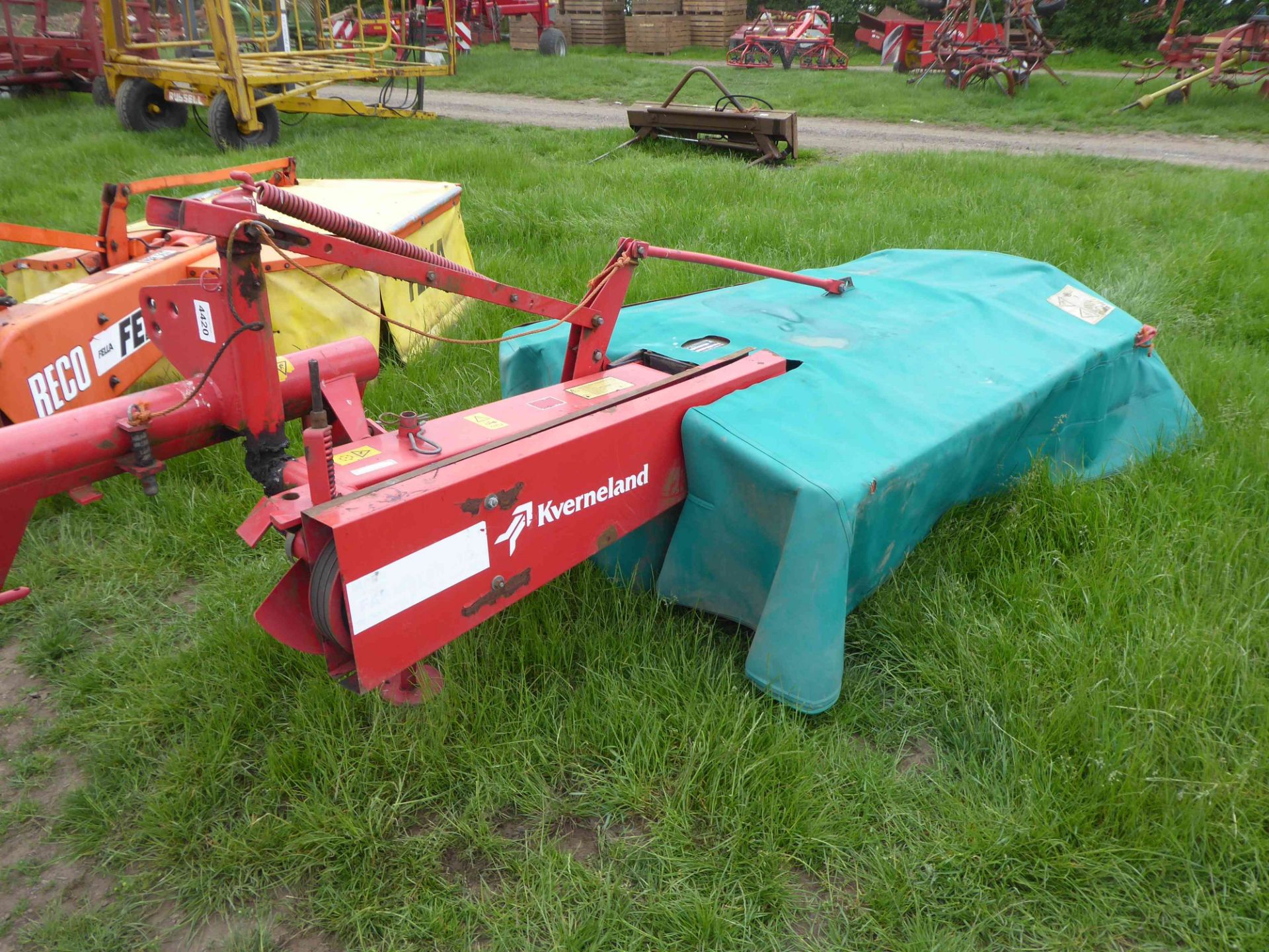 Kverneland Taarup 1116 twin drum mower, gwo