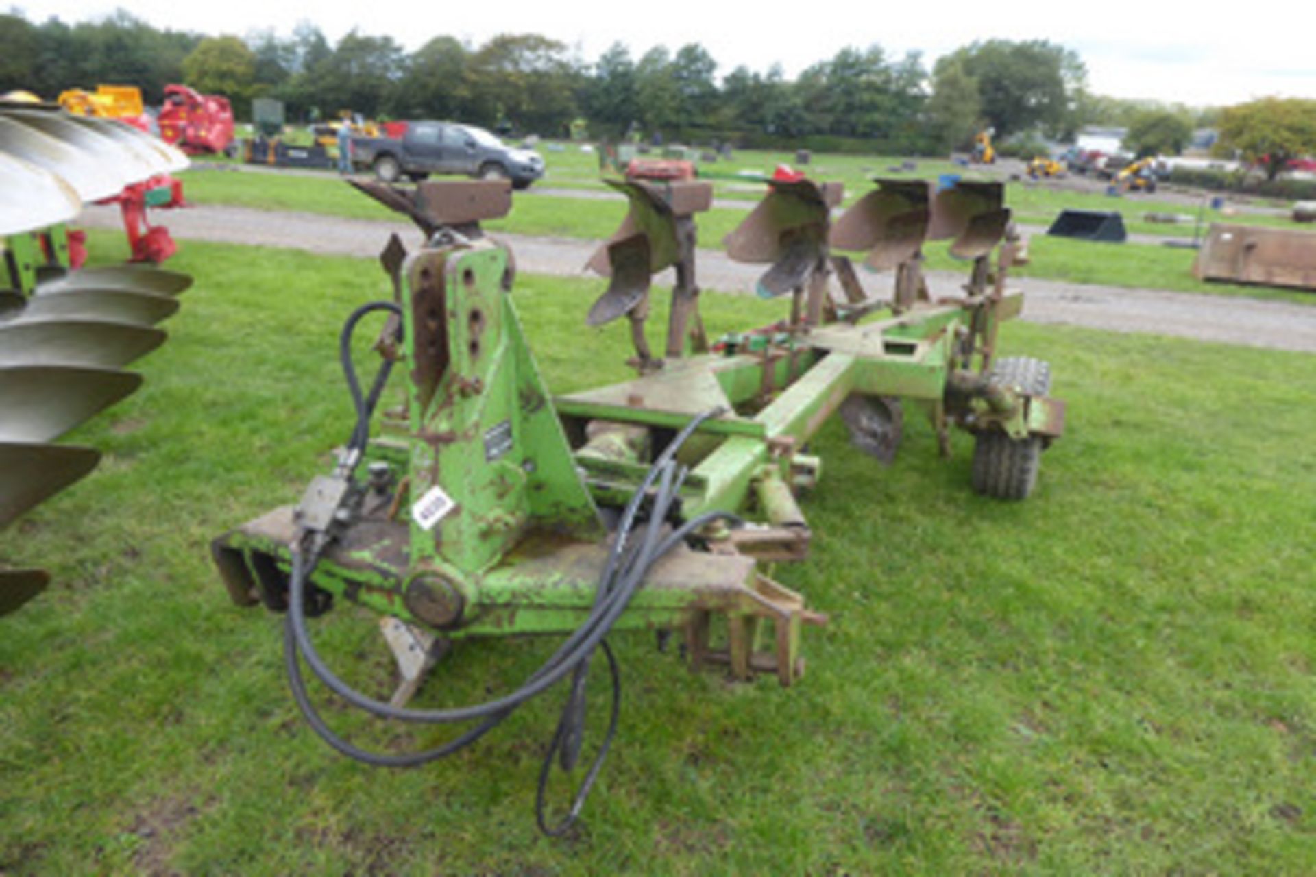 Dowdeswell DP7 5F plough - Image 2 of 3