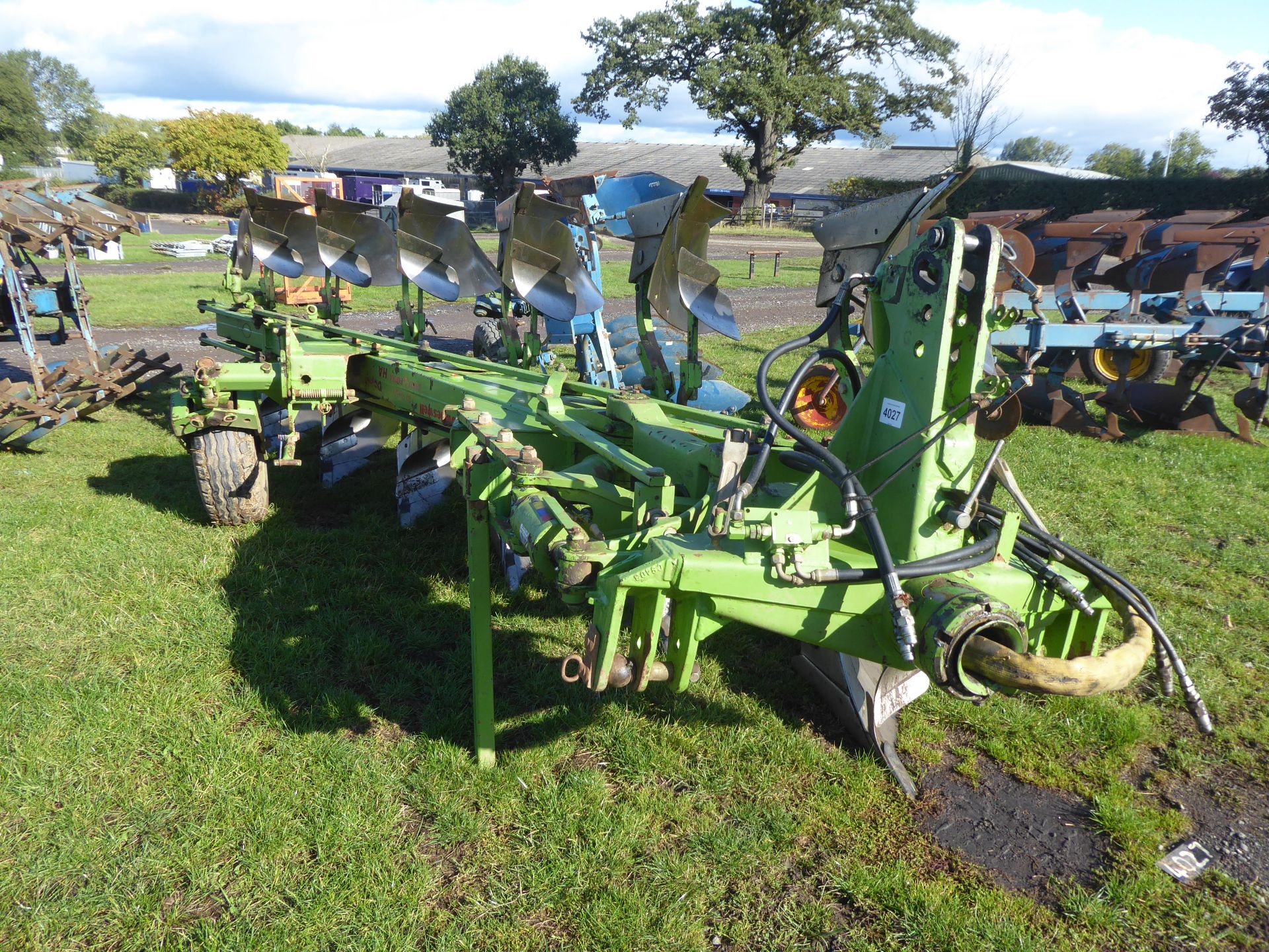 Dowdeswell Delta 130 6F plough