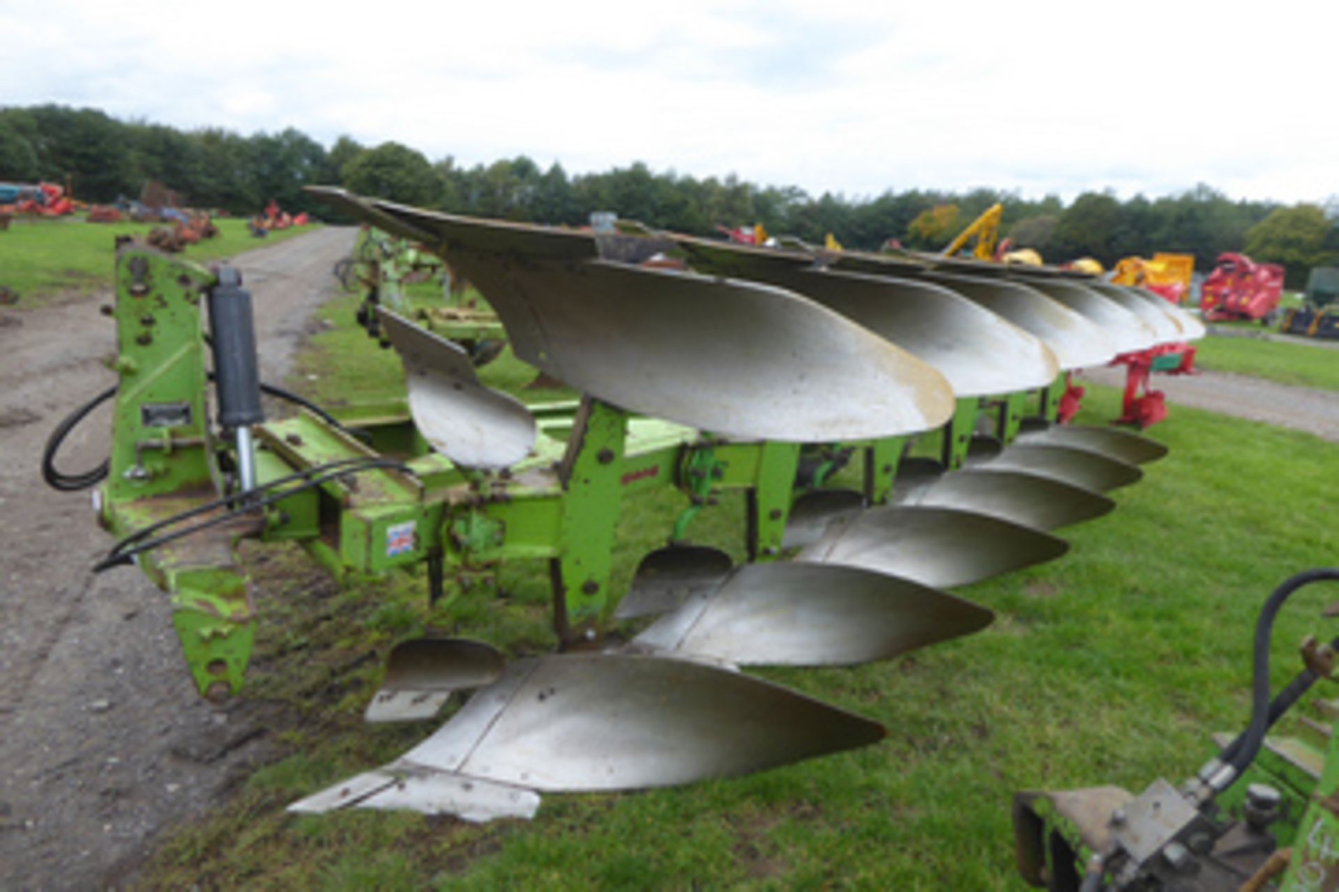 Dowdeswell DP120 high clearance plough, straight from work - Image 2 of 2