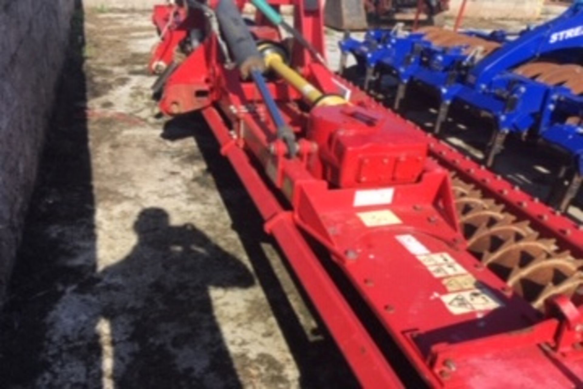 2013 Kongskilde 6m folding power harrow c/w packer roller