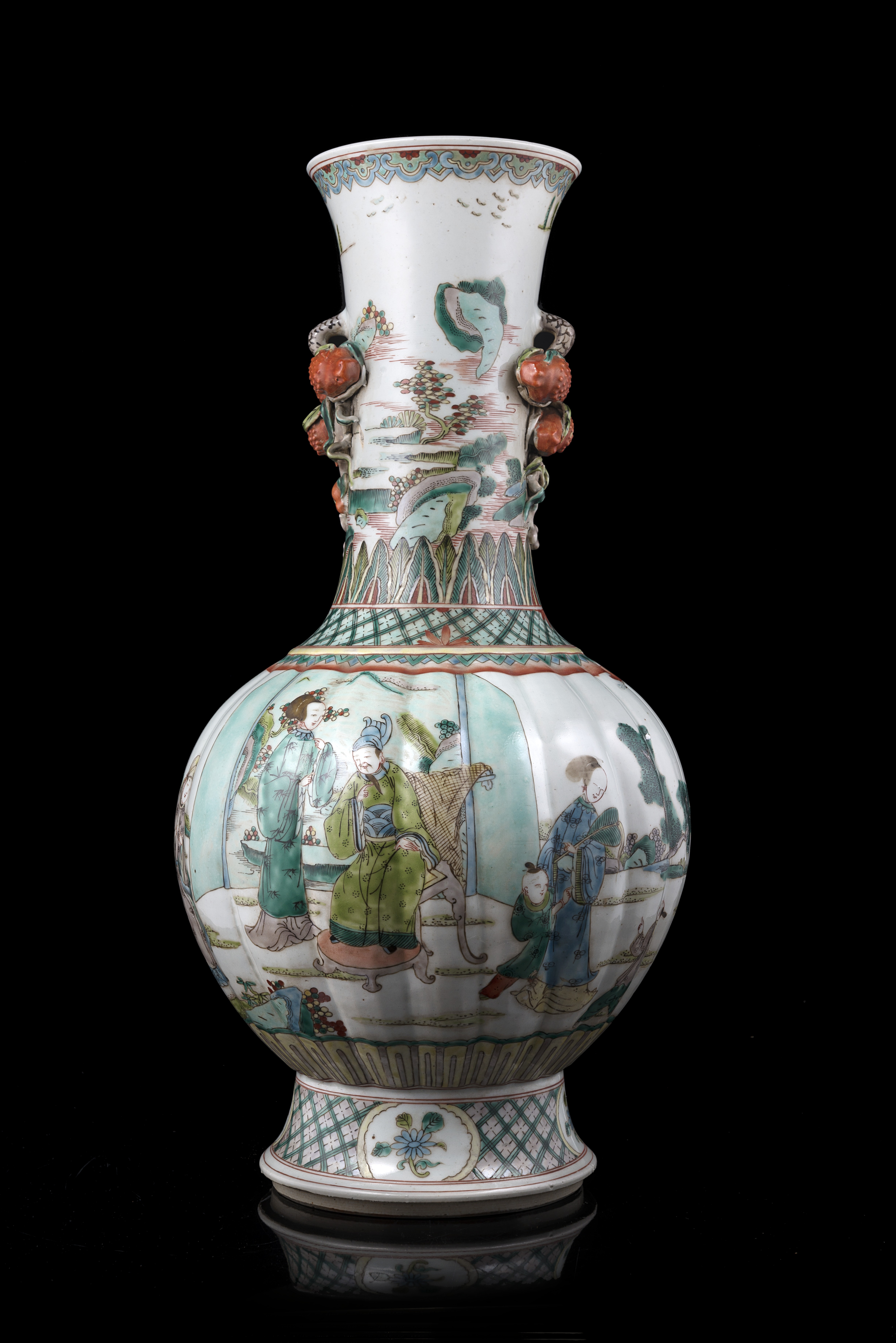 A Famille Verte vase with twin handles shaped as fruits, decorated with figures (defects)China, 20th