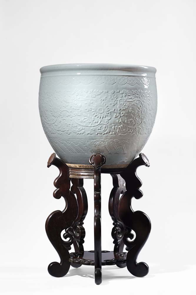 A large clair-de-lune-glazed fish bowl ('gang') robustly potted with rounded sides rising steeply to - Image 2 of 2