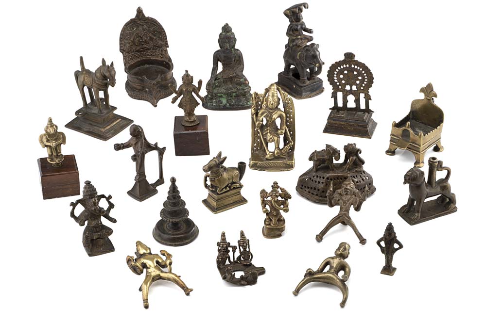 Indian ManufactureA group of twenty-one bronze sculpturesITManifattura IndianaLotto composto da