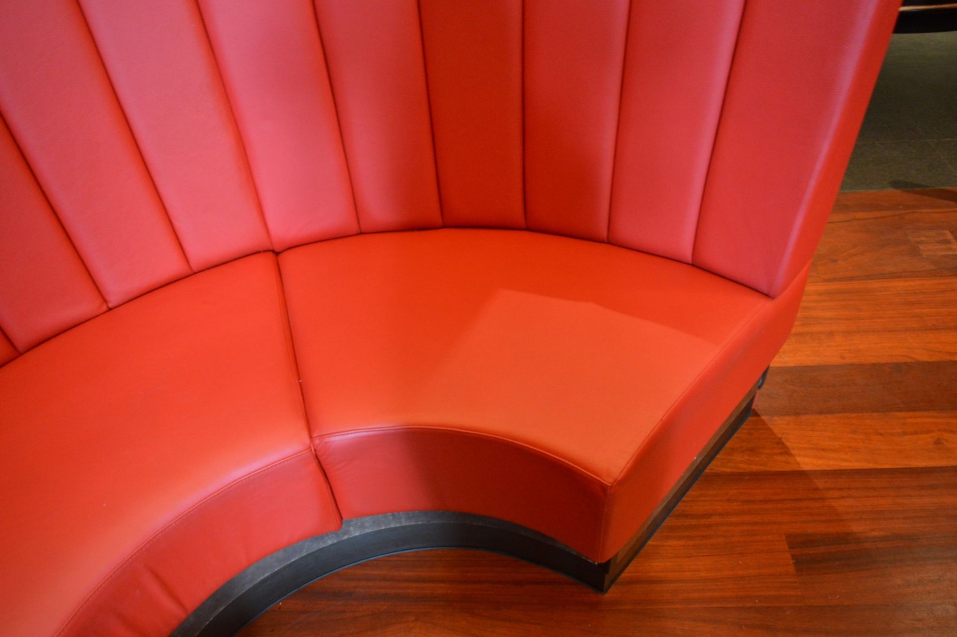 1 x Curved C-Shaped Seating Booth Upholstered In A Bright Red Leather - CL353 - Image 6 of 11