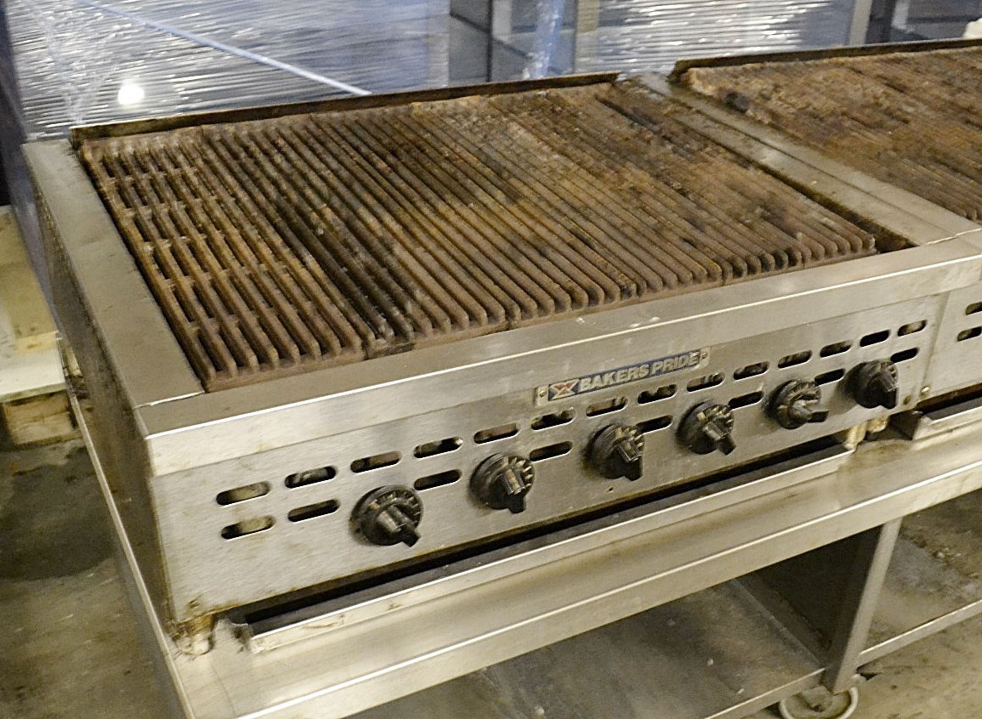 A Pair Of BAKERS PRIDE 6-Gas Radiant Chargrills With Storage Unit - City Centre Restaurant Closure - - Image 4 of 5