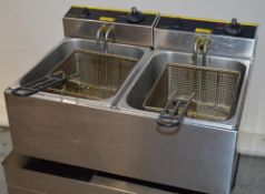 1 x Buffalo L485 Twin Tank Double Fryer - Countertop - Stainless Steel - 2 x 5 Litre - CL295 - Ref J