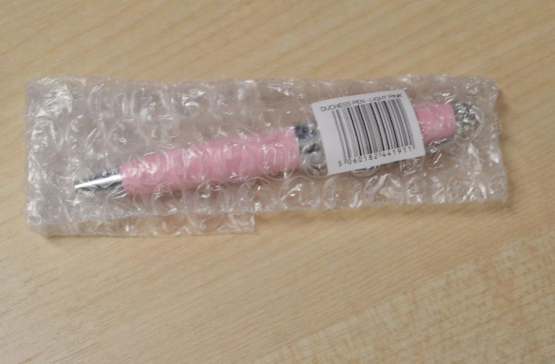 1 x ICE LONDON "Duchess" Ladies Pen Embellished With SWAROVSKI Crystals - Colour: Light Pink - Brand - Image 2 of 3