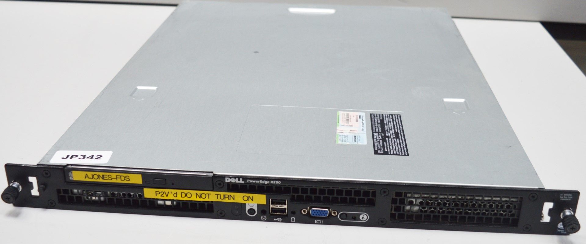 1 x Dell PowerEdge R200 Rack Server With Xeon Quad Core Processor, 4gb Ram and Windows Server 2008