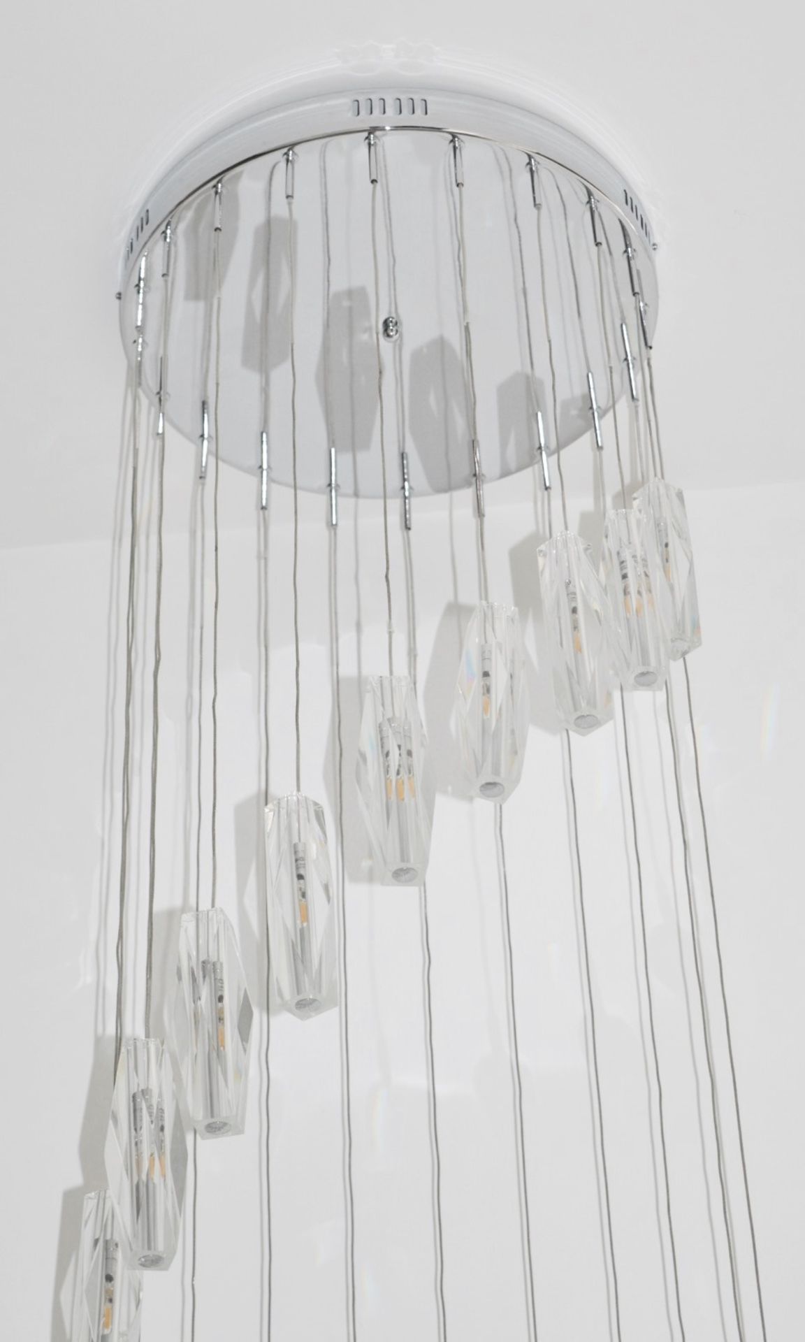 1 x Sculptured Ice Chrome 20 Light Dingle Dangle Pendant With Crystal Glass - RRP £792.00 - Image 4 of 6