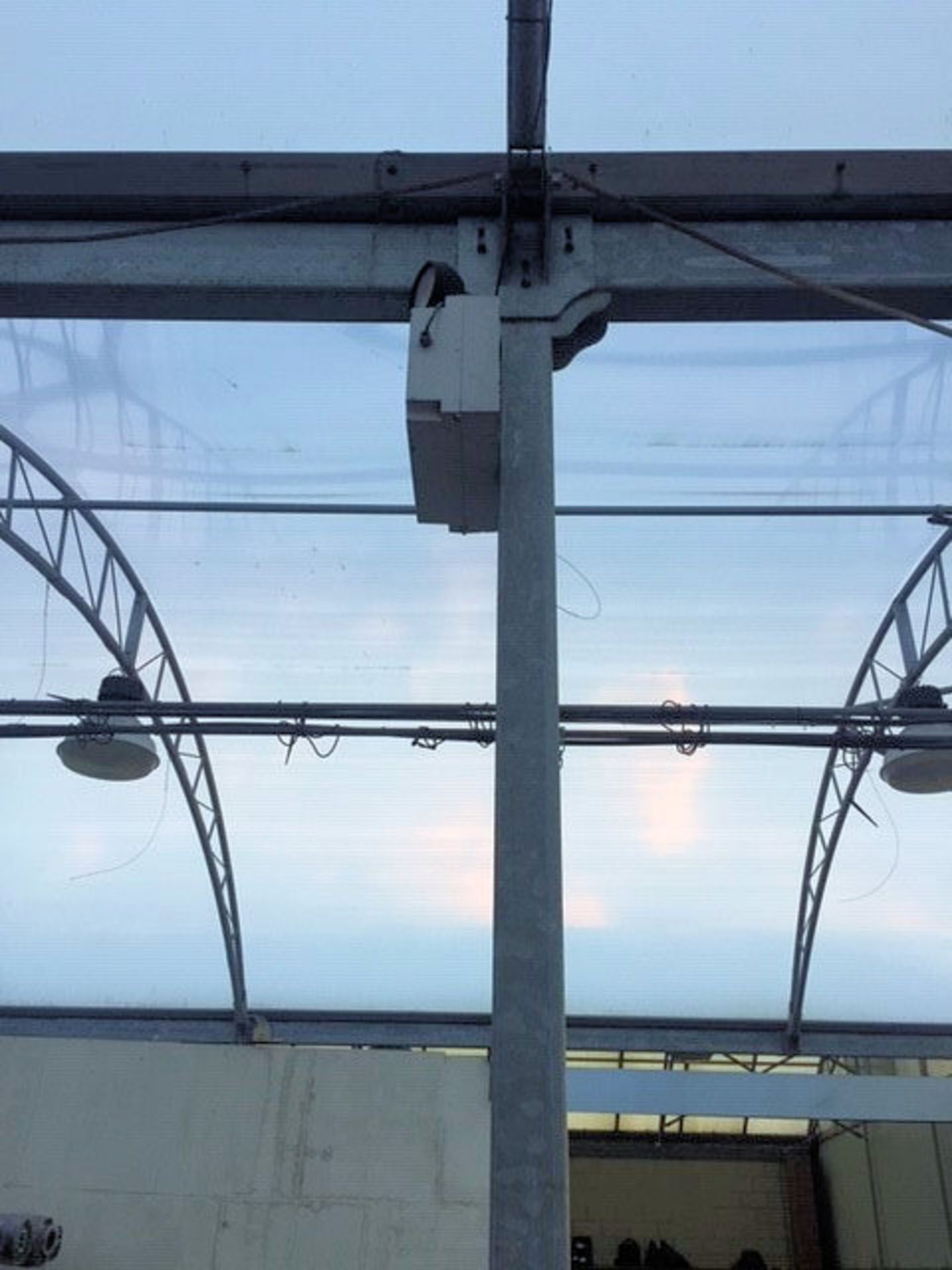 1 x 3 Bay Galvanised Steel Northern Polytunnel Canopy - Location: Blackburn BB1 Consists of 3 bays - Image 10 of 17