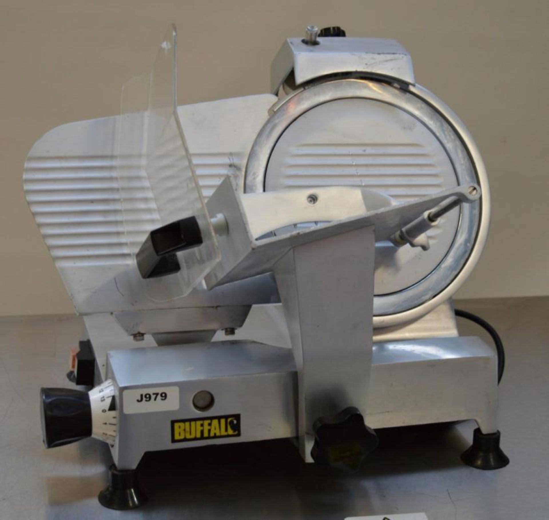 1 x Buffalo CD278 Stainless Steel Commercial 10 Inch Meat Slicer - 240V 120W - H40 x W47 x D40 cms - - Image 2 of 10