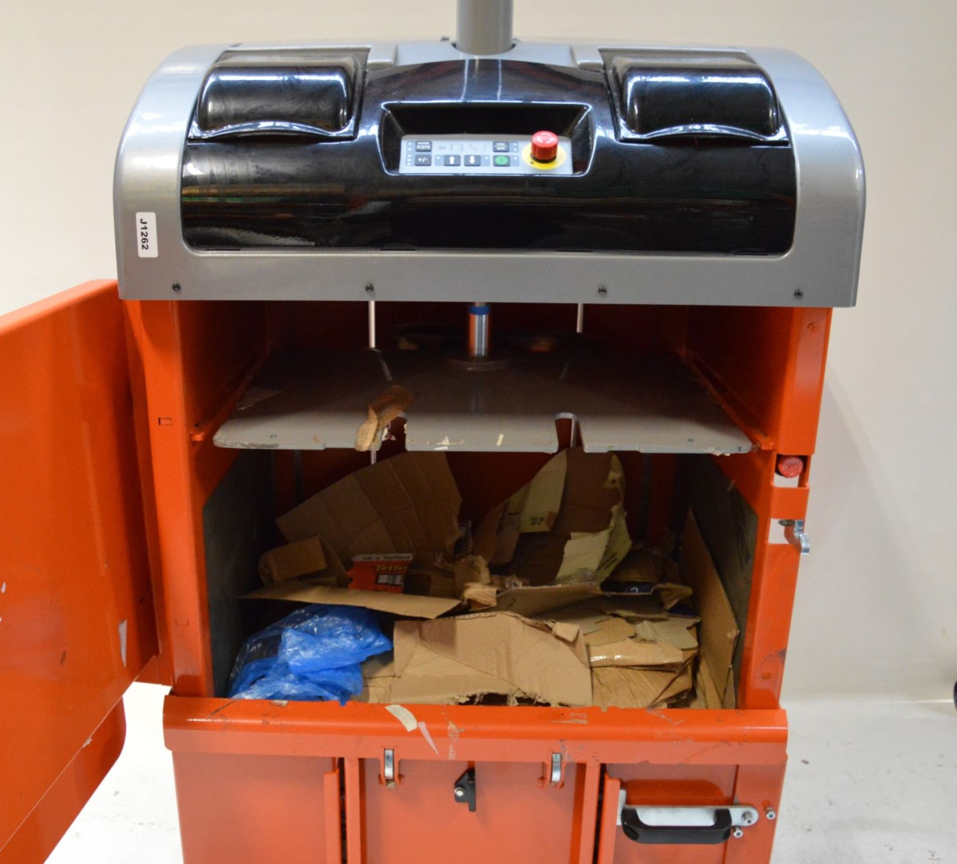 1 x Orwak 3110 Cardboard Waste Compactor Bailer - Reduce Your Waste Disposal Costs - CL282 - Keep - Bild 12 aus 13